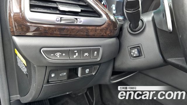 Genesis EQ900 2016 — photo 16