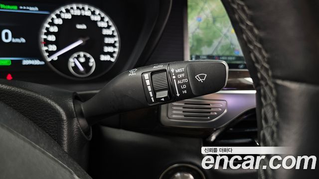 Genesis EQ900 2016 — photo 18