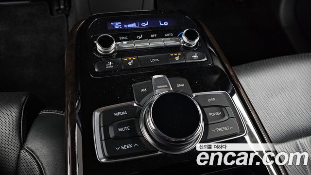 Genesis EQ900 2016 — photo 19