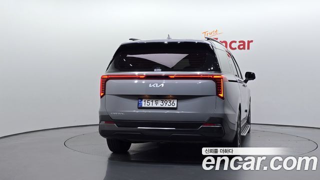 Kia Canival 2024 — photo 4