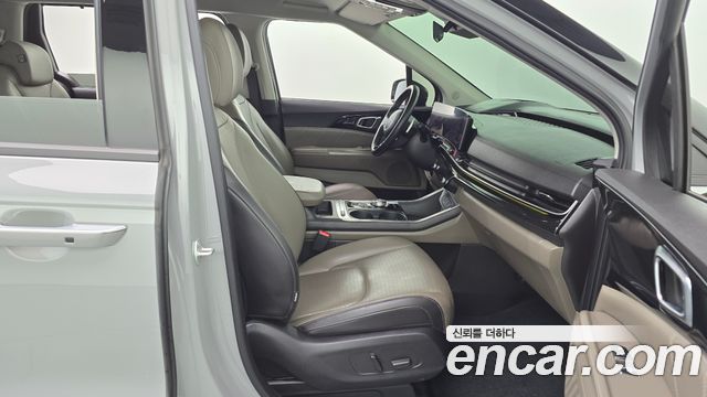 Kia Canival 2024 — photo 16