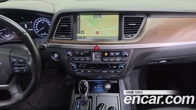 Hyundai Genesis 2016 — photo 14