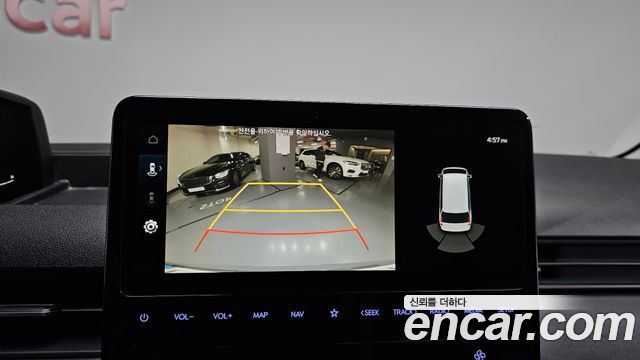 Hyundai Staria 2023 — photo 15