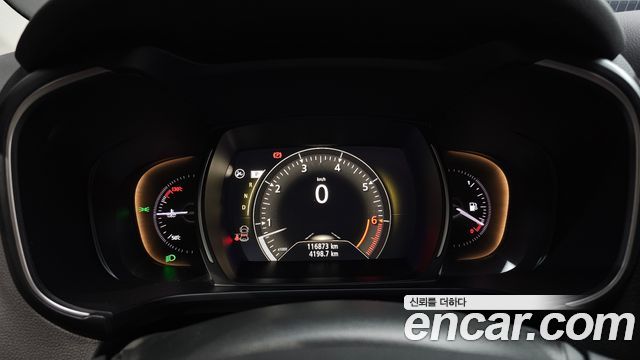 Renault Korea QM6 2022 — photo 11