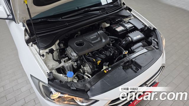 Hyundai AVANTE 2016 — photo 6