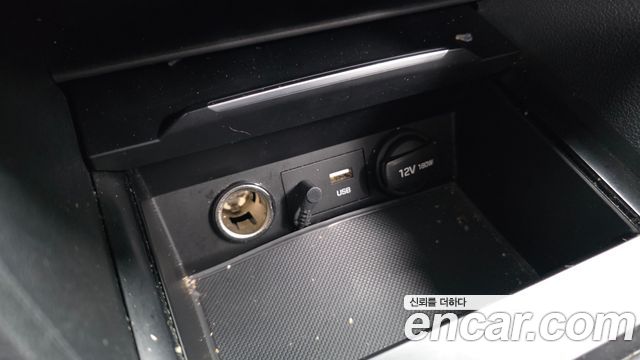 Hyundai AVANTE 2016 — photo 28