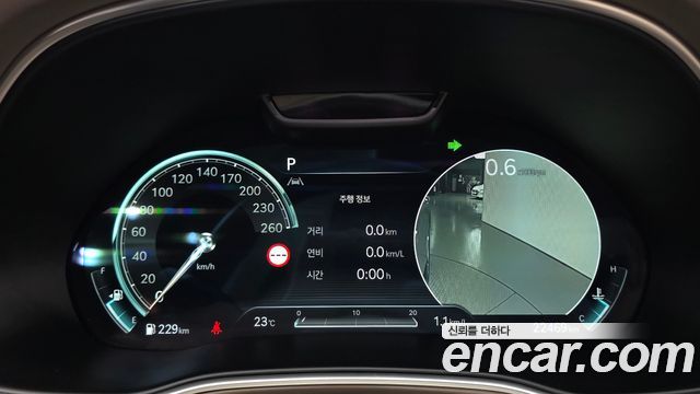 Genesis GV80 2023 — photo 11