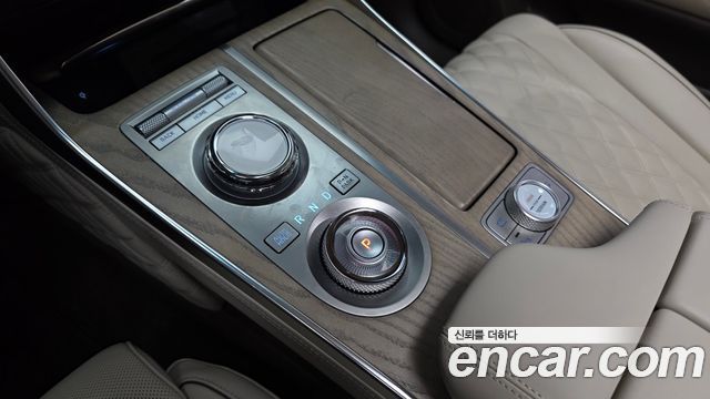 Genesis GV80 2023 — photo 12