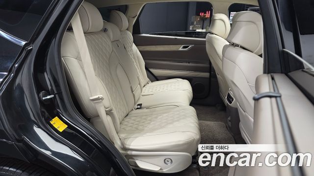 Genesis GV80 2023 — photo 18