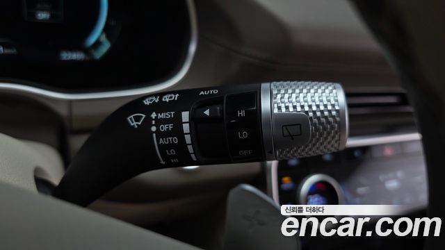 Genesis GV80 2023 — photo 30