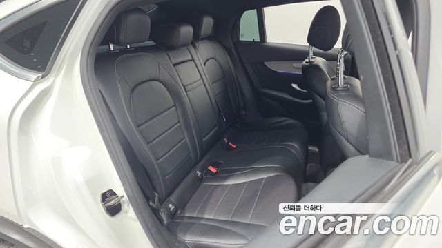 Mercedes-Benz GLC-Class 2020 — photo 18