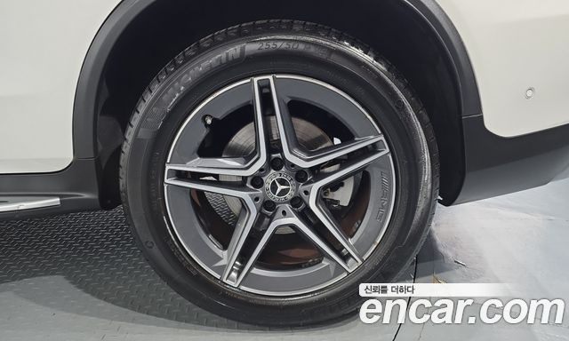 Mercedes-Benz GLC-Class 2020 — photo 7