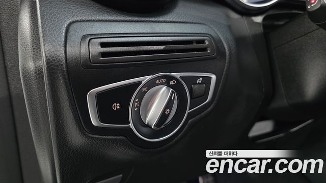 Mercedes-Benz GLC-Class 2020 — photo 28