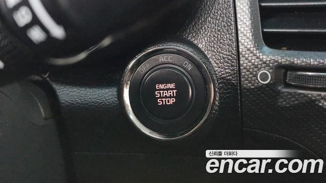 Kia K3 2017 — photo 23