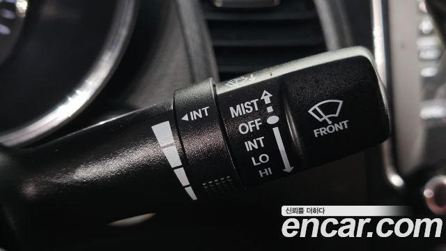 Kia K3 2017 — photo 25