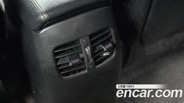Kia K3 2017 — photo 26