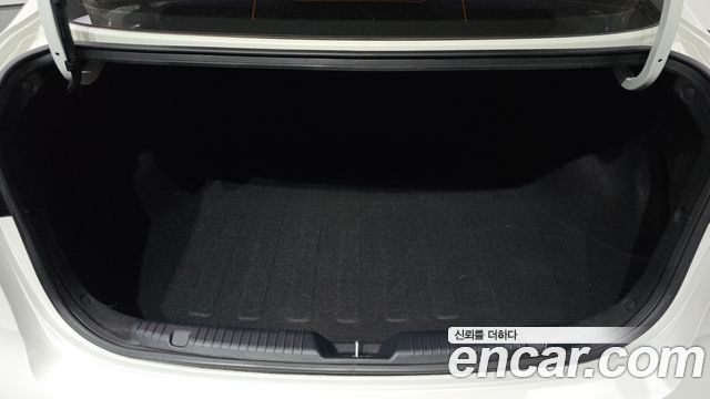 Kia K3 2017 — photo 27