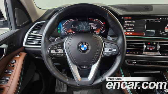 BMW X5 2022 — photo 18