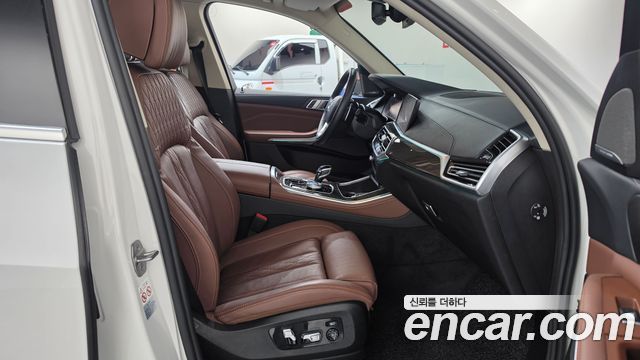 BMW X5 2022 — photo 16