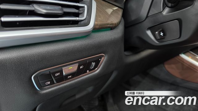 BMW X5 2022 — photo 27