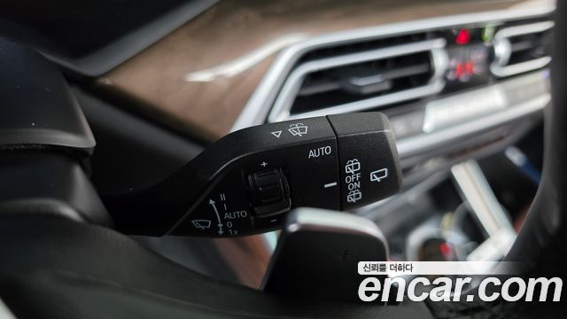 BMW X5 2022 — photo 28