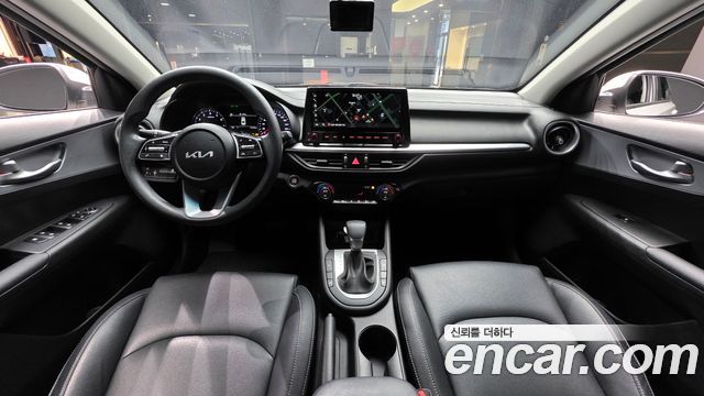 Kia K3 2022 — photo 10