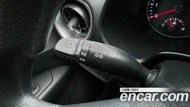 Kia K3 2022 — photo 28