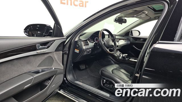 Audi A8 2015 — photo 10