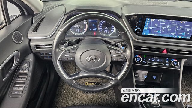 Hyundai Sonata 2020 — photo 19