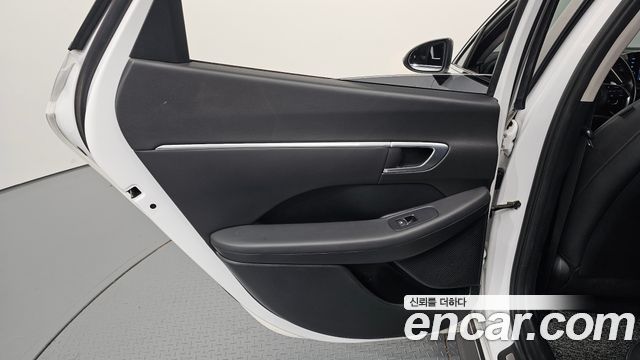 Hyundai Sonata 2020 — photo 15