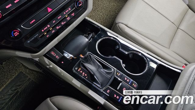 Kia Canival 2019 — photo 9