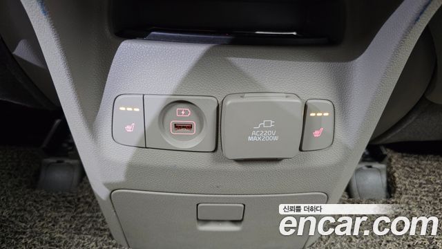 Kia Canival 2019 — photo 18