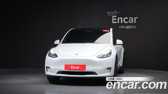 Tesla Model Y 2021 — photo 3
