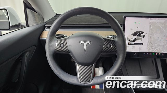 Tesla Model Y 2021 — photo 20
