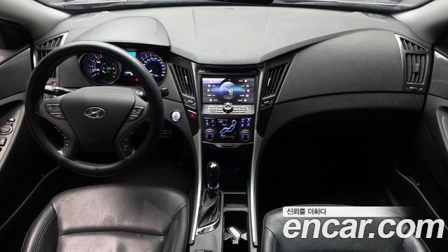 Hyundai Sonata 2012 — photo 7