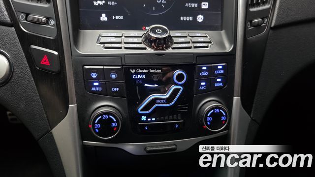 Hyundai Sonata 2012 — photo 15