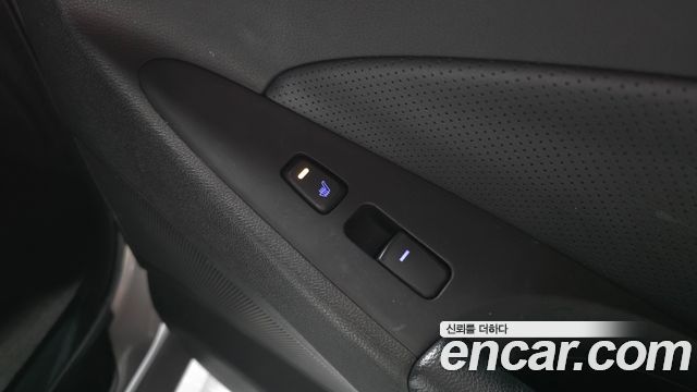Hyundai Sonata 2012 — photo 19