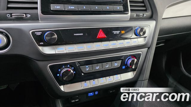 Hyundai Sonata 2018 — photo 16