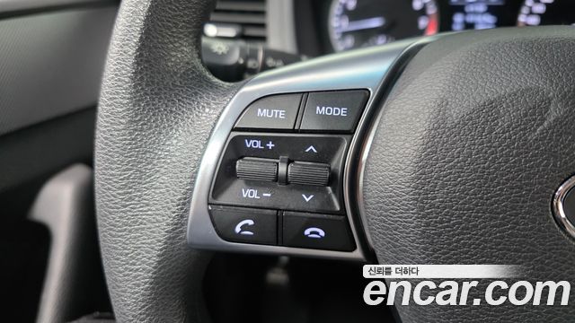 Hyundai Sonata 2018 — photo 19