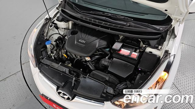 Hyundai AVANTE 2014 — photo 6
