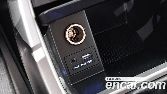 Hyundai AVANTE 2014 — photo 24