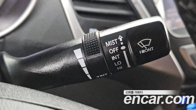 Hyundai AVANTE 2014 — photo 26