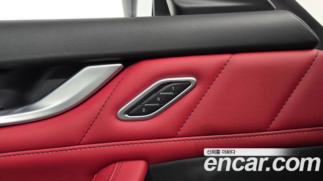 Maserati Levante 2023 — photo 27