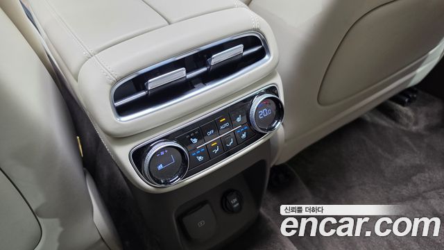 Genesis GV80 2022 — photo 15