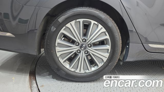 Kia K7 2019 — photo 5