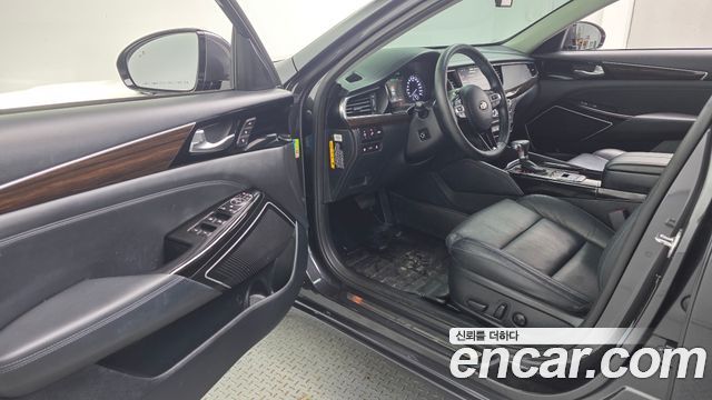 Kia K7 2019 — photo 13