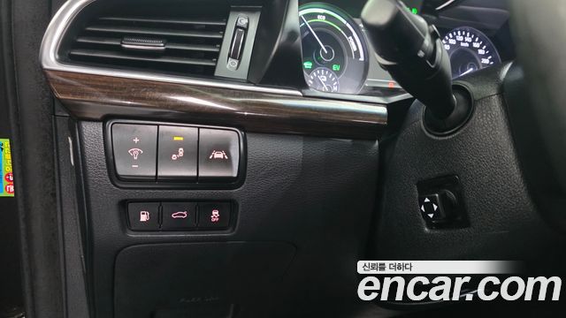 Kia K7 2019 — photo 26