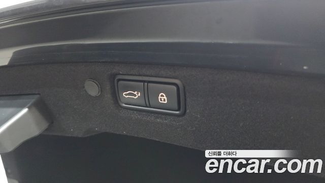 Kia K7 2019 — photo 34