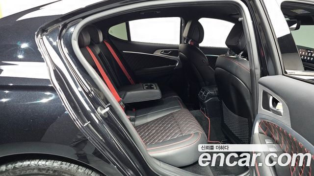 Genesis G70 2022 — photo 17