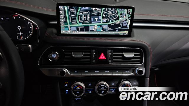 Genesis G70 2022 — photo 20